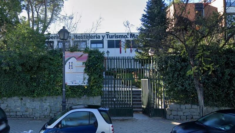 descubre la mejor capacitación en hostelería en madrid. cursos prácticos, profesores expertos y formación adaptada para impulsar tu carrera en el sector hostelero.