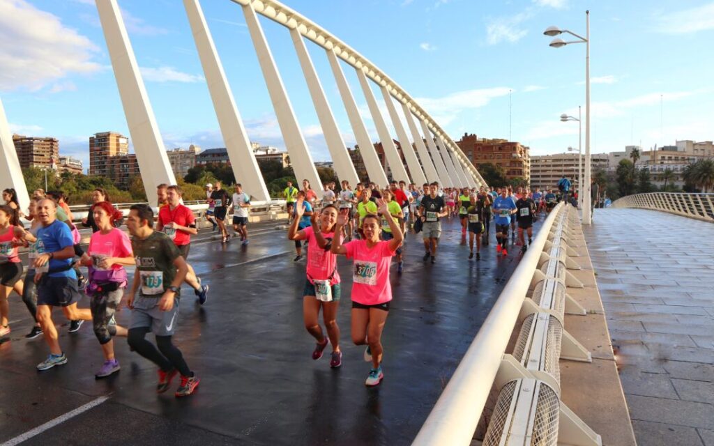 únete a la carrera contra el cáncer y apoya la investigación. participa en este evento solidario, haz ejercicio y contribuye a la lucha contra esta enfermedad. ¡corre por una buena causa!
