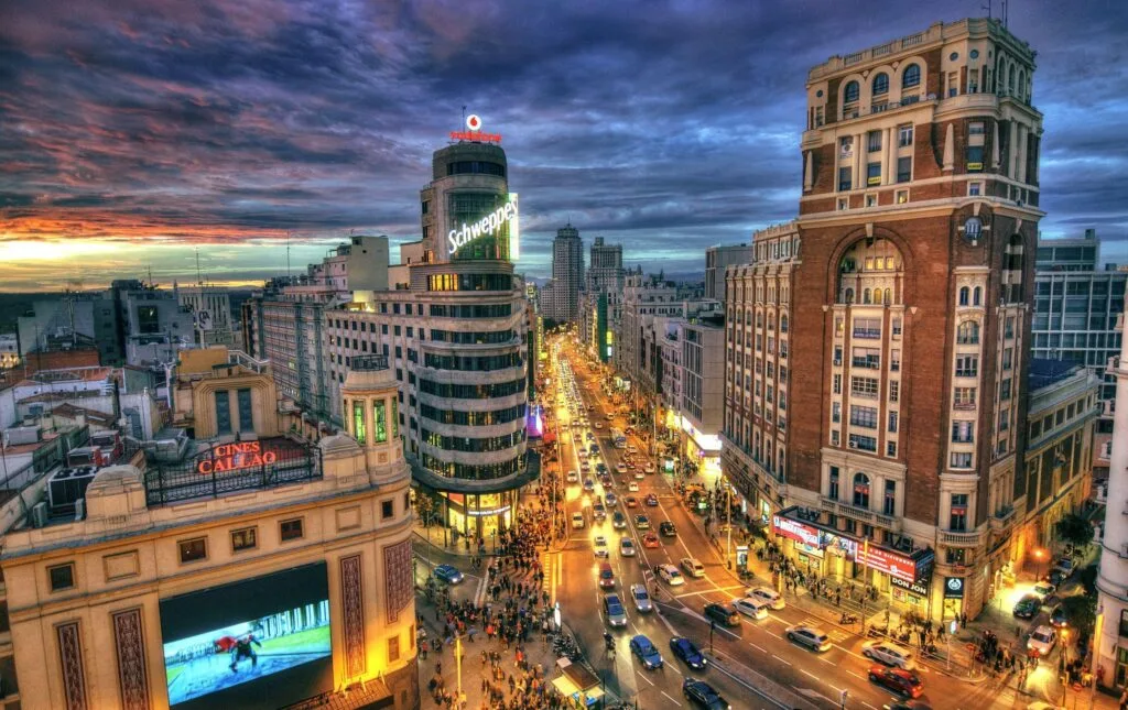 descubre los 77 proyectos más destacados completados en madrid en el año 21. explora ideas innovadoras, logros y transformaciones que marcan la diferencia en la ciudad. ¡inspírate con cada proyecto realizado!
