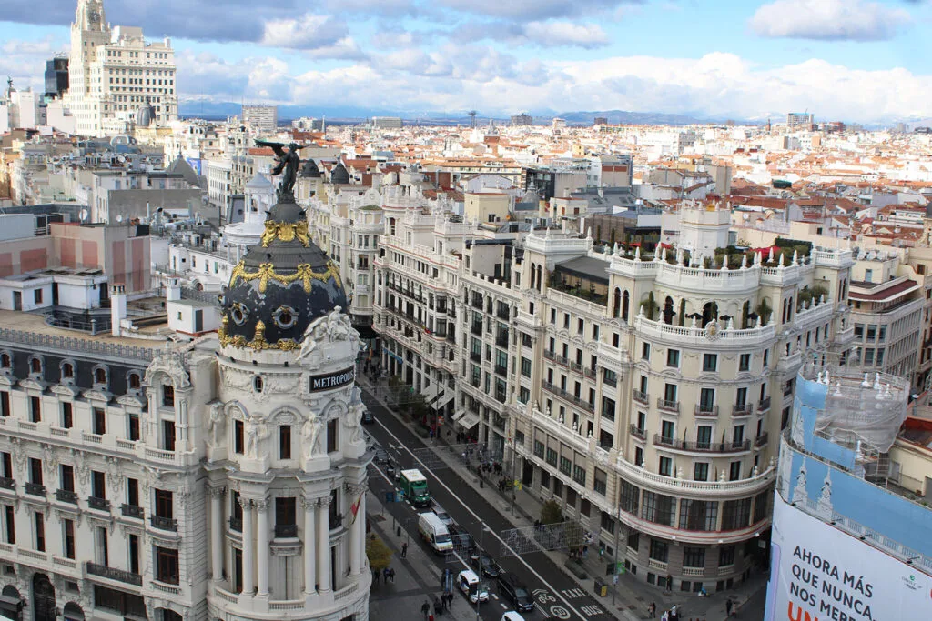 celebra el día del deporte olímpico en madrid con actividades para todas las edades, exhibiciones deportivas y eventos especiales. ¡disfruta del espíritu olímpico en el corazón de la ciudad!