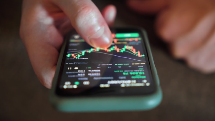 descubre cómo menos de 400 entidades cripto están preparadas para cumplir con la normativa mica en europa. análisis de impacto y desafíos para el sector de las criptomonedas.