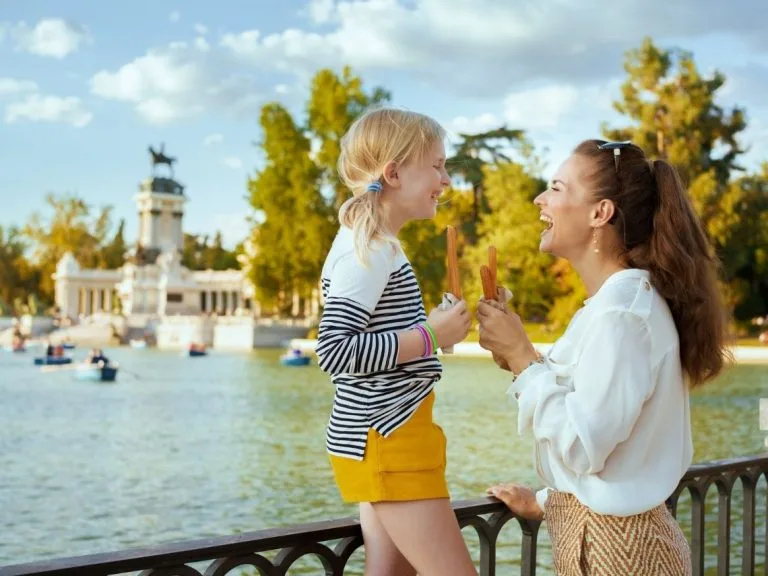 descubre las mejores actividades en madrid para disfrutar con niños durante el mes de diciembre. eventos, parques, y planes familiares para toda la temporada navideña.