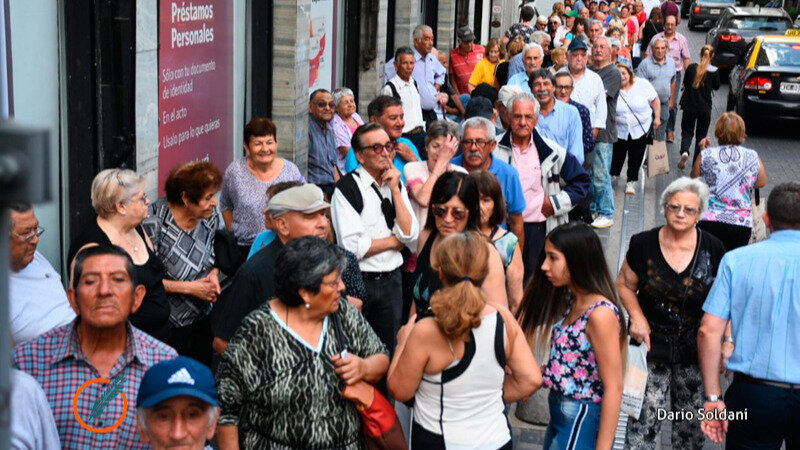 descubre cómo afecta el doble irpf a los jubilados en un periodo de 5 años y aprende a gestionar tus impuestos eficientemente.