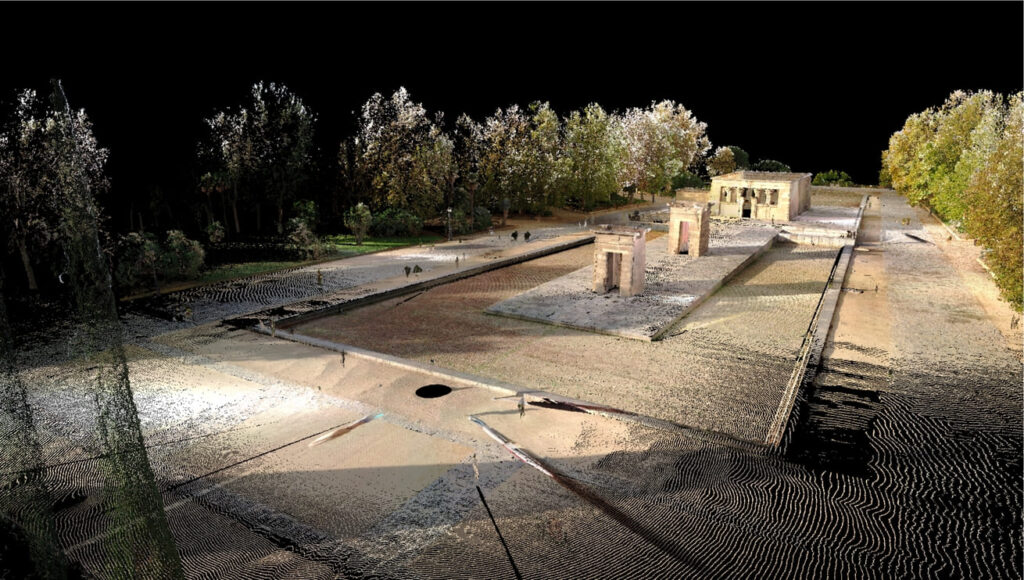 empresarios y arquitectos unen fuerzas para salvar el templo de debod, preservando este emblemático monumento histórico y cultural en madrid.