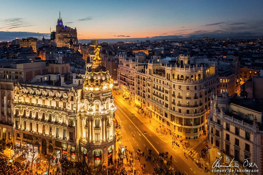 descubre madrid brilla 2025-2026: una experiencia única con hoteles iluminados, música en vivo y gastronomía exquisita para disfrutar al máximo.