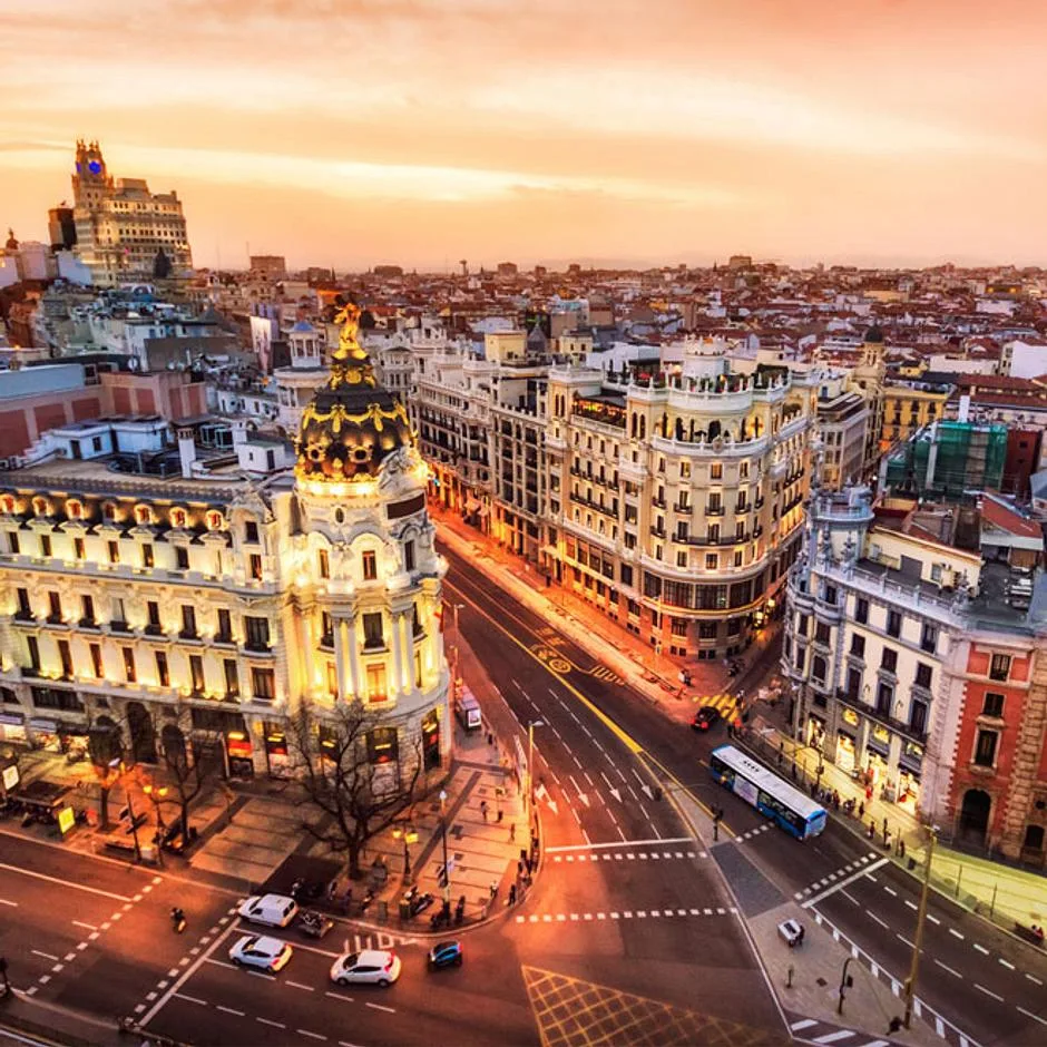 madrid será la sede permanente de la nueva nba europea a partir de 2027, consolidándose como un centro clave del baloncesto profesional en europa.