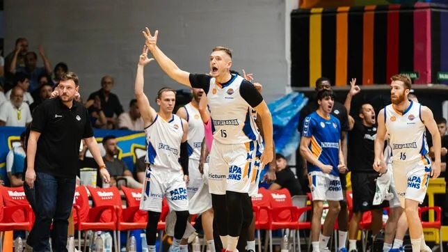 flexicar fuenlabrada vuelve a la victoria después de seis derrotas consecutivas, demostrando su resiliencia y ganas de seguir adelante en la competición.