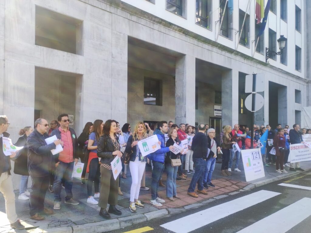 el acuerdo salarial gubernamental de fsie fracasa en mejorar el poder adquisitivo de los trabajadores, generando preocupación y demandas de revisión.