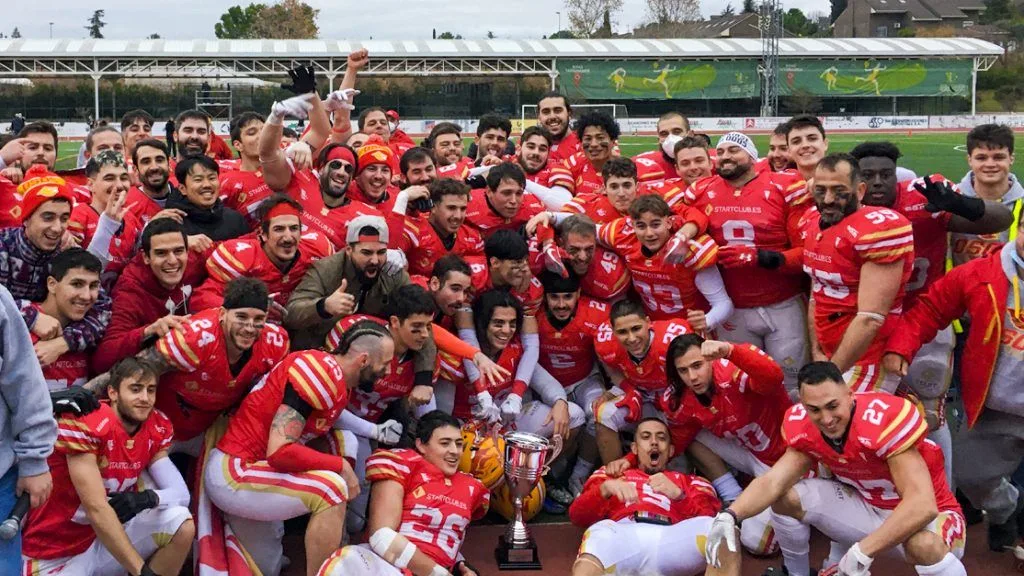 los knights defienden su título u19 en un emocionante partido contra osos rivas, demostrando fuerza y determinación en cada jugada.