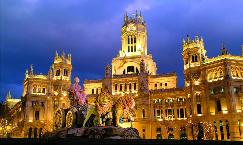 descubre cómo madrid se convierte en la capital con mayor inversión extranjera, atrayendo capitales de italia y potenciando su economía y desarrollo internacional.