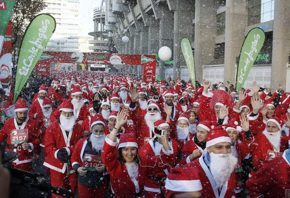 únete a la divertida carrera solidaria de papás noel en madrid y ayuda a recaudar fondos para una buena causa mientras disfrutas de un evento festivo y emocionante para toda la familia.