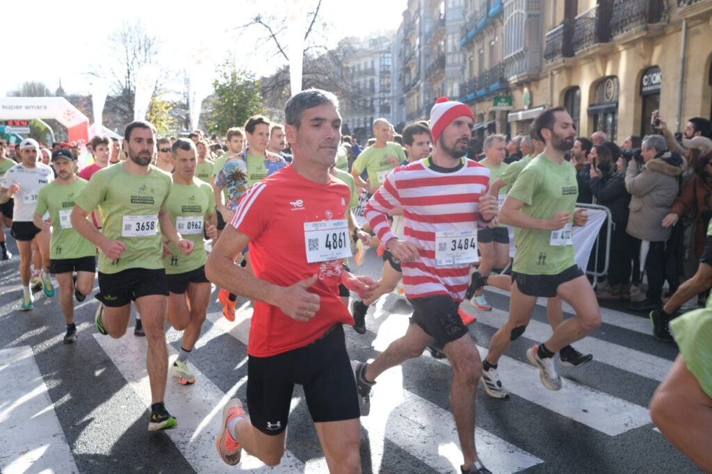 participa en la san silvestre solidaria en san sebastián de los reyes con 1.300 corredores, una carrera llena de solidaridad y espíritu festivo para cerrar el año.