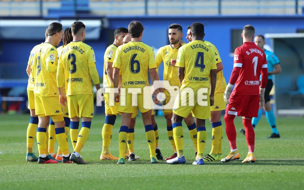 alcorcón empata con cartagena y prolonga su mala racha como local, buscando mejorar su rendimiento en próximos partidos.