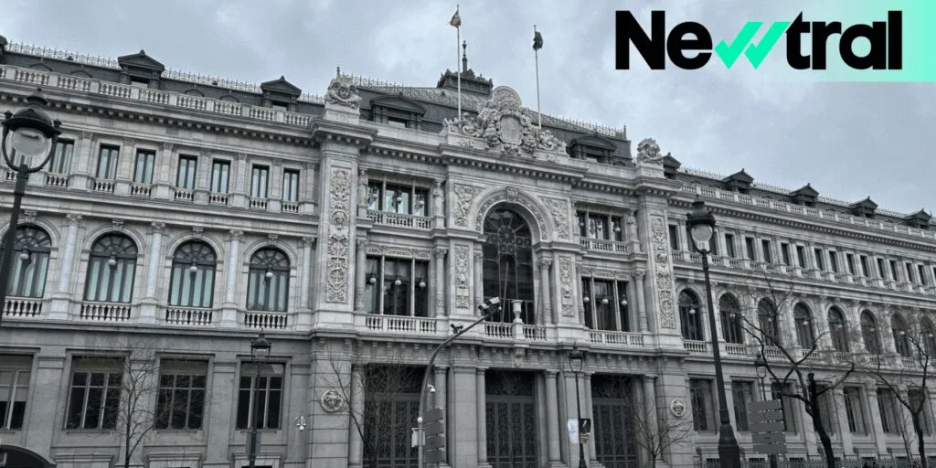 el banco de españa establece los ejes estratégicos para 2025-2030 y lidera innovadoras investigaciones para impulsar el desarrollo económico y financiero.