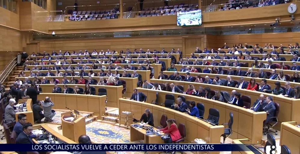 el gobierno rescata a plus ultra mediante un decreto, asegurando su estabilidad financiera y continuidad operativa.
