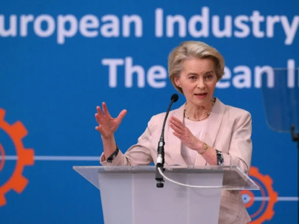 von der leyen insta a la ue a acelerar la autonomía estratégica para fortalecer la independencia y capacidad de acción en el panorama global.